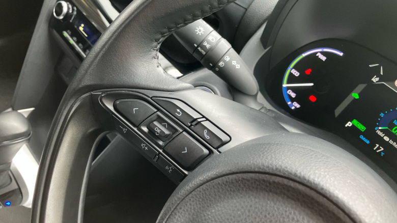 Toyota Yaris Cross 1.5 Hybrid Design 5dr CVT Hybrid Estate